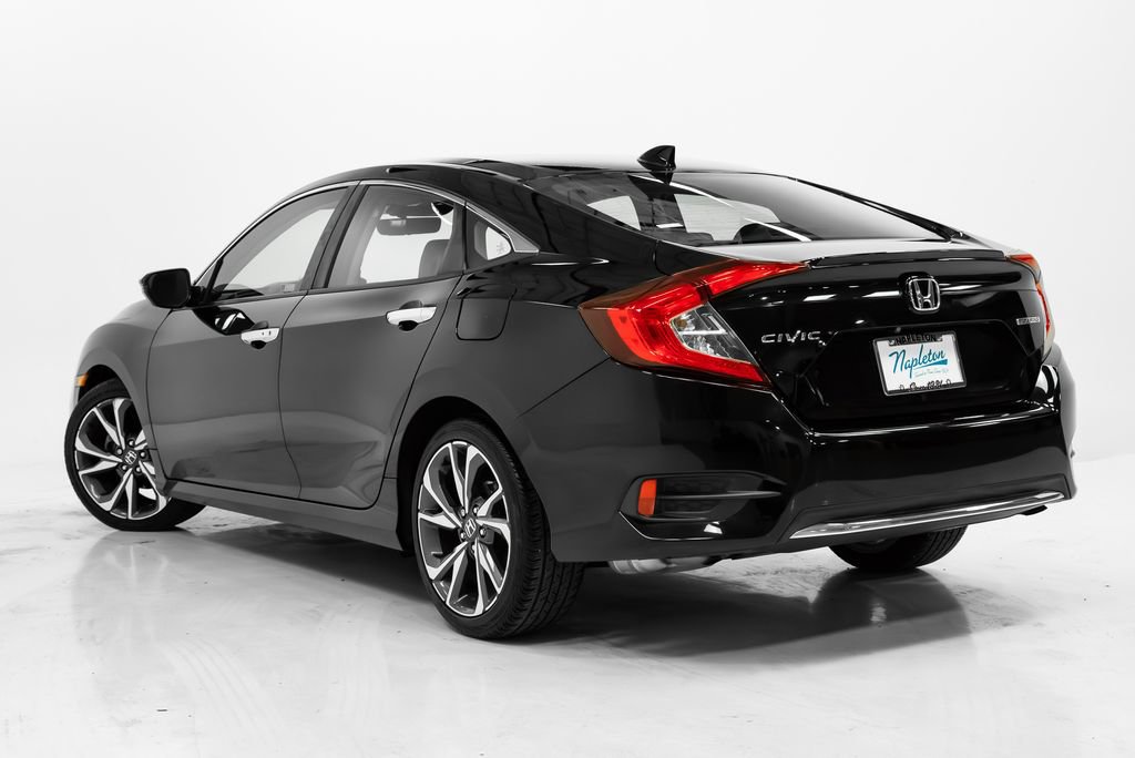 Used 2019 Honda Civic Touring image 29