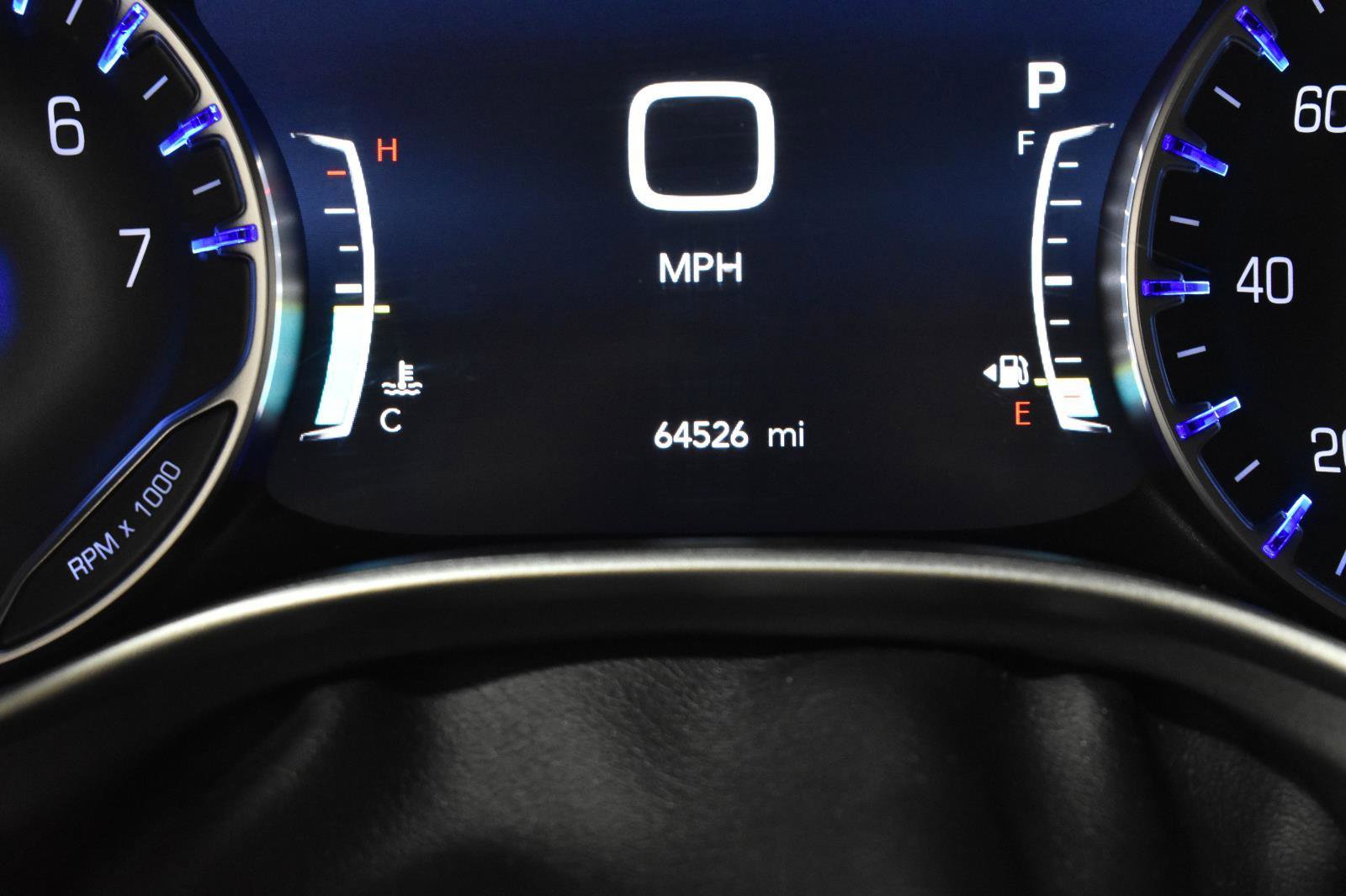 Used 2024 Chrysler Pacifica Touring-L image 22