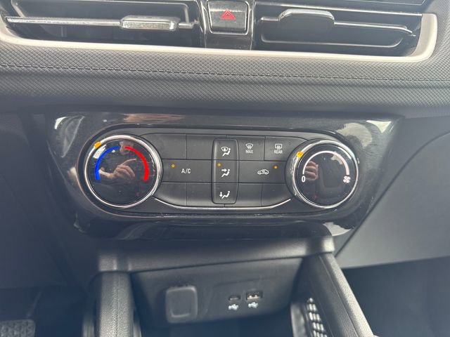 Used 2025 Chevrolet TrailBlazer LT AWD/4WD image 20