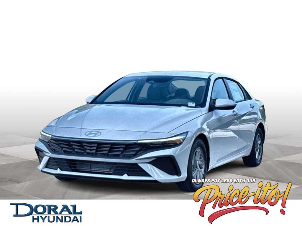 New 2026 Hyundai Elantra SE w/ Cargo Package