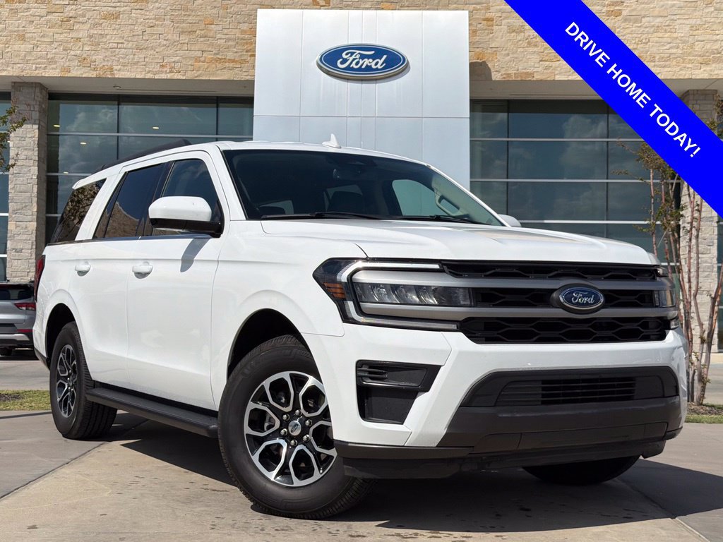 Used 2024 Ford Expedition XLT AWD/4WD image 1