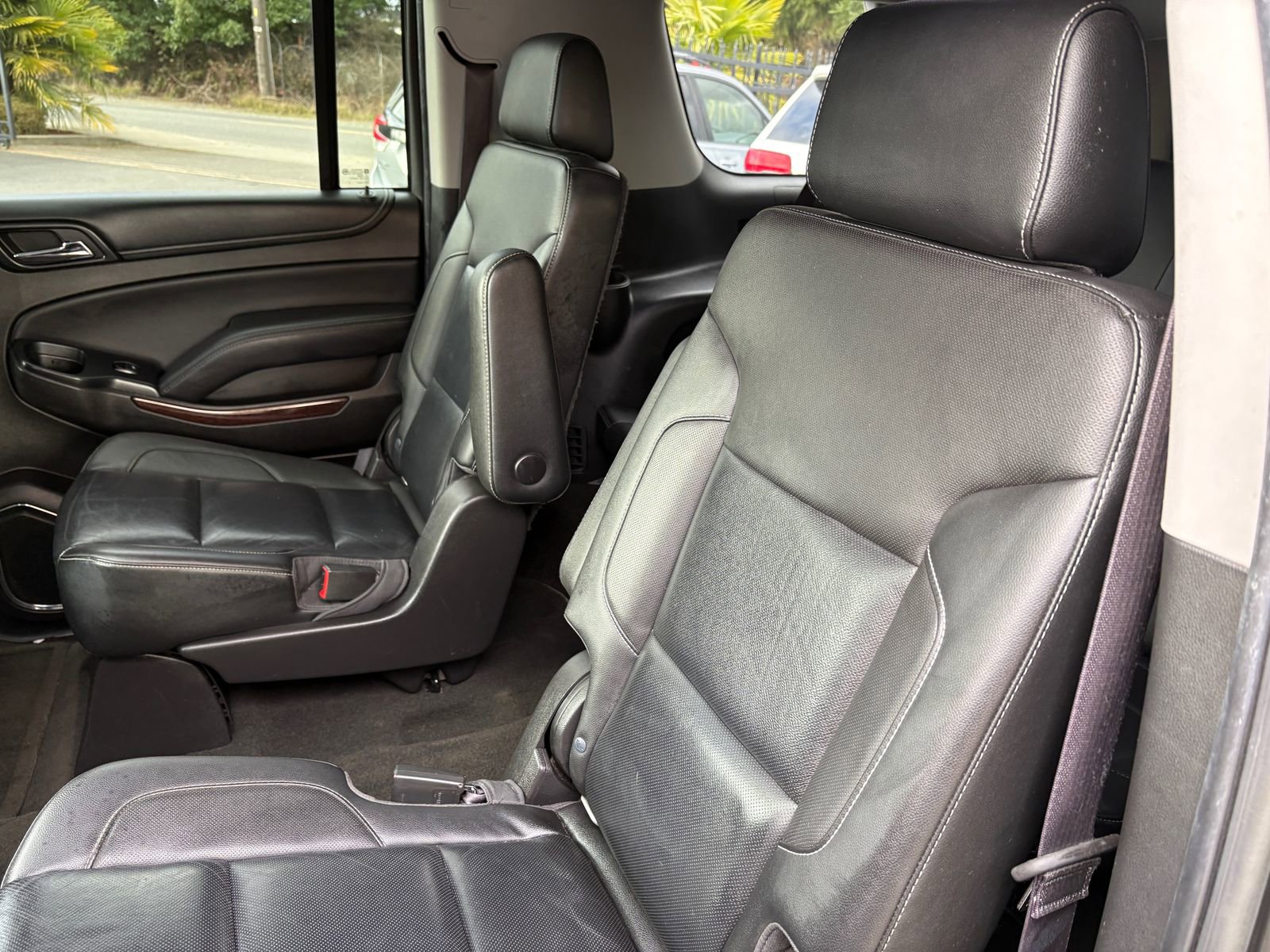 Used 2016 GMC Yukon XL SLT w/ Open Road Package image 18