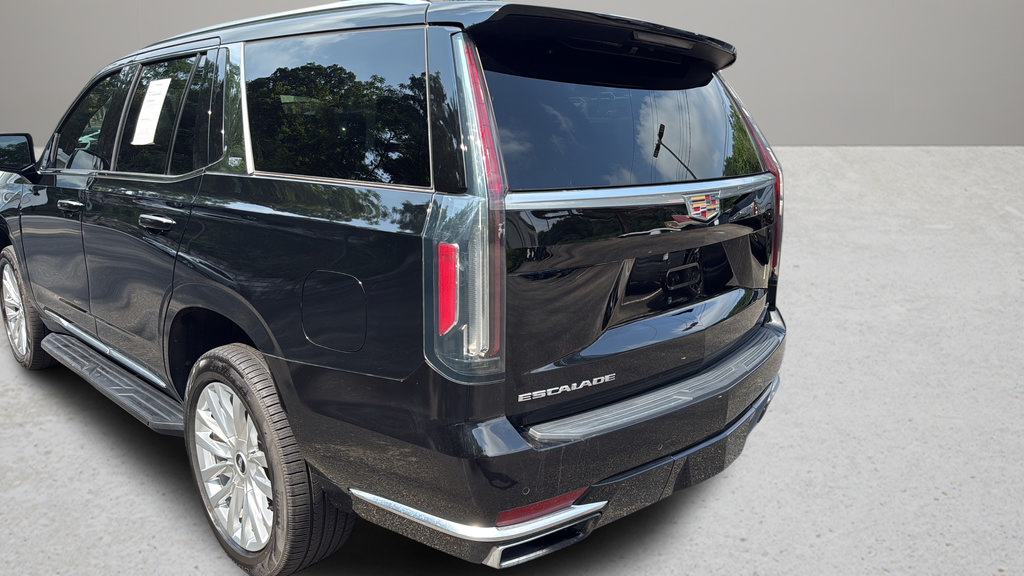 Used 2021 Cadillac Escalade Luxury AWD/4WD image 12