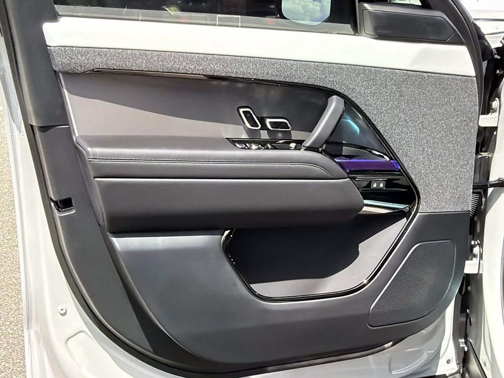 New 2026 Land Rover Range Rover Sport Dynamic SE image 16
