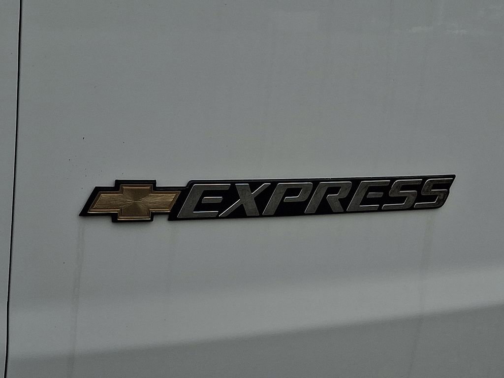 New 2025 Chevrolet Express 2500 Extended w/ Driver Convenience Package image 20