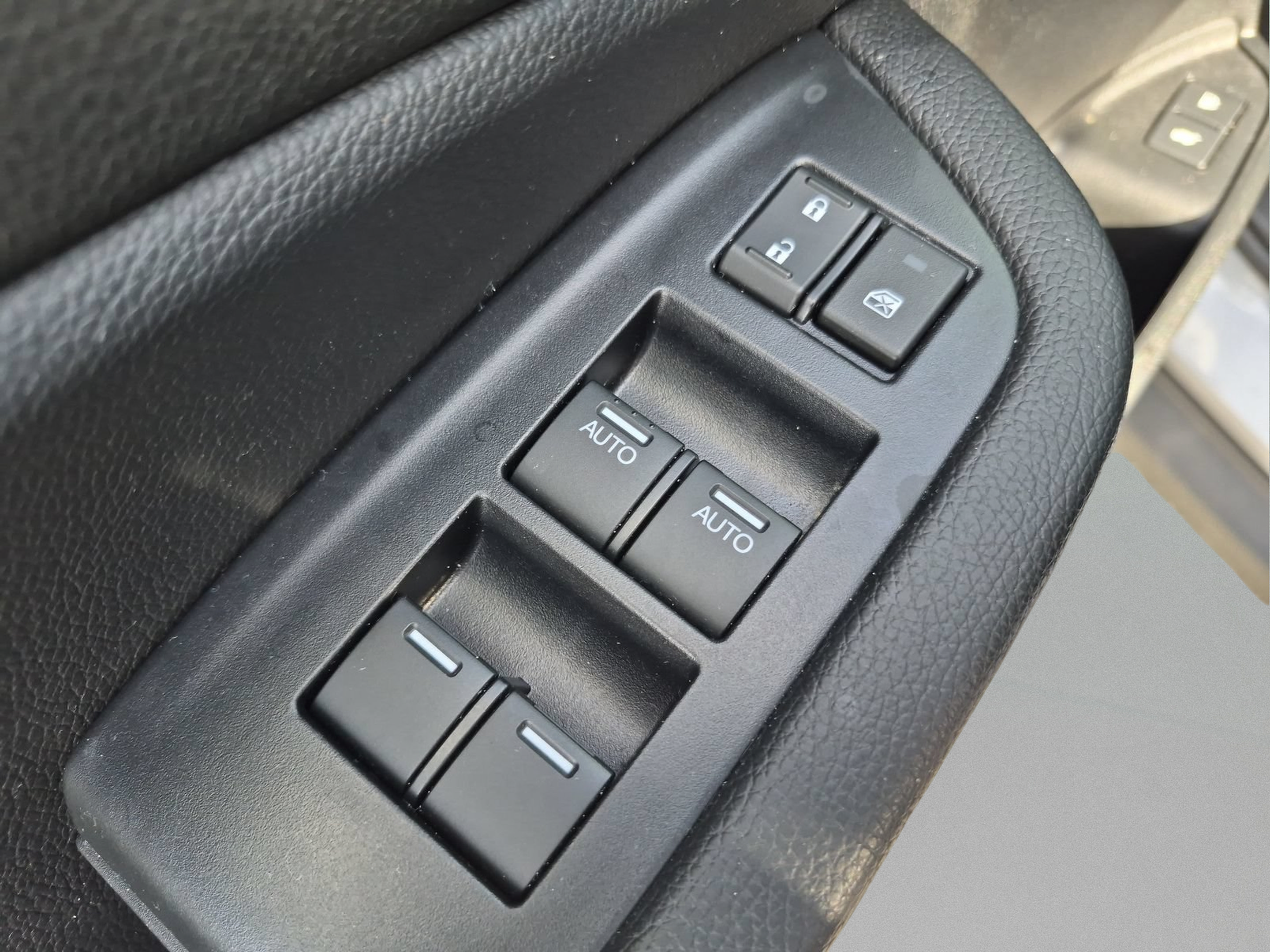 Used 2025 Honda Passport TrailSport image 15
