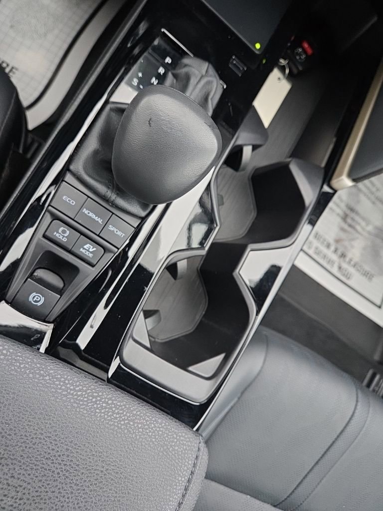 Used 2025 Toyota Camry XSE w/ Premium Plus Package image 35