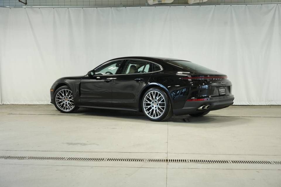 New 2026 Porsche Panamera 4 AWD/4WD image 3