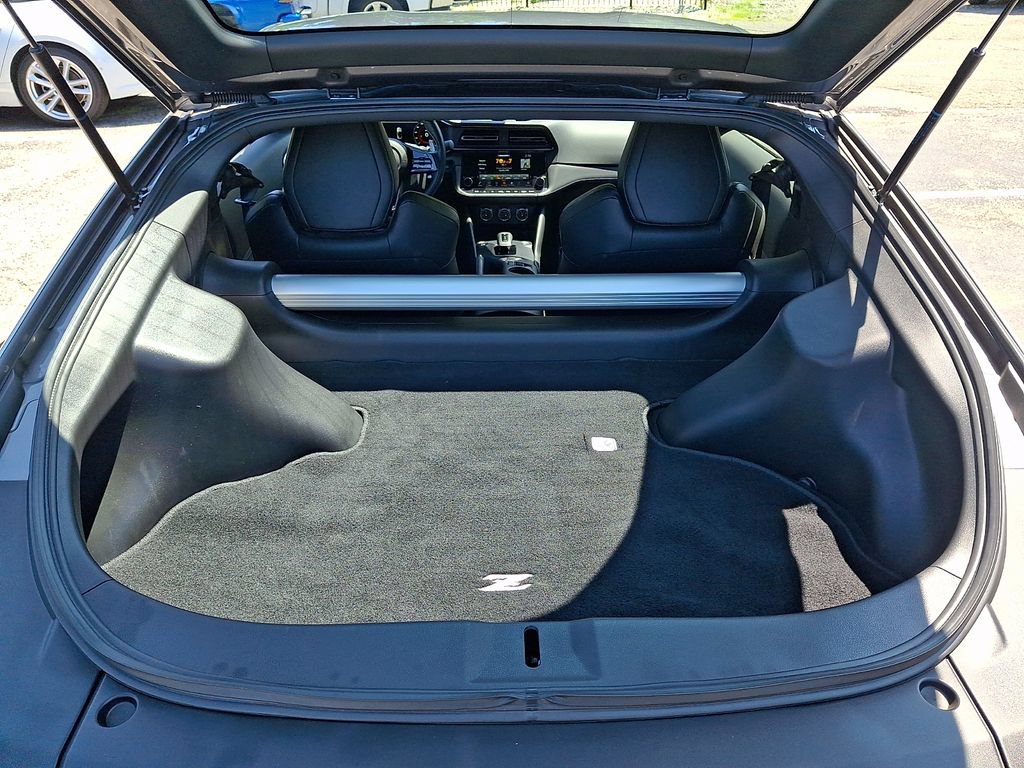 Certified 2025 Nissan Z Performance w/ Floor Mat Package RWD image 29