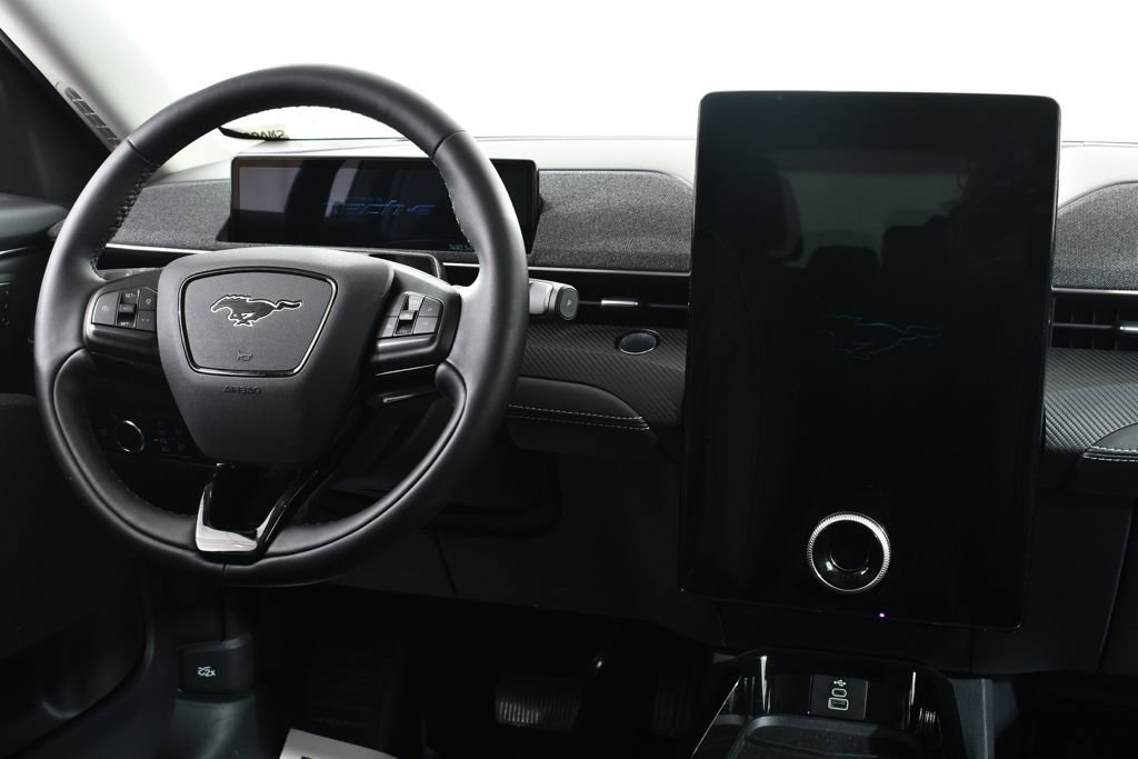 Used 2025 Ford Mustang Mach-E Premium image 8