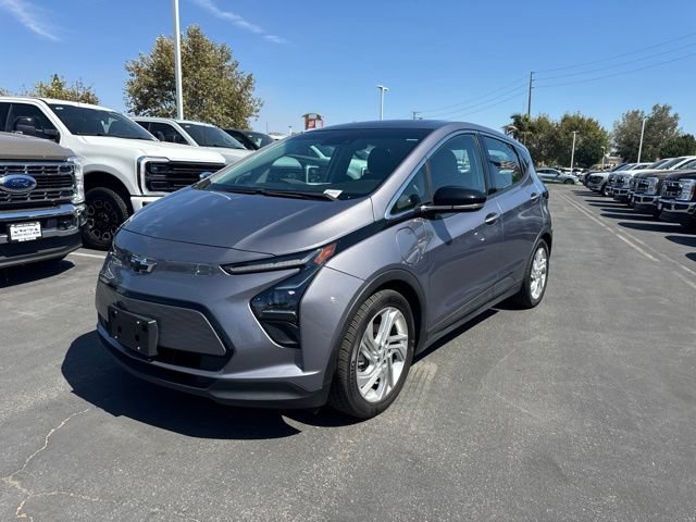 Used 2023 Chevrolet Bolt LT w/ Driver Confidence Package FWD image 1