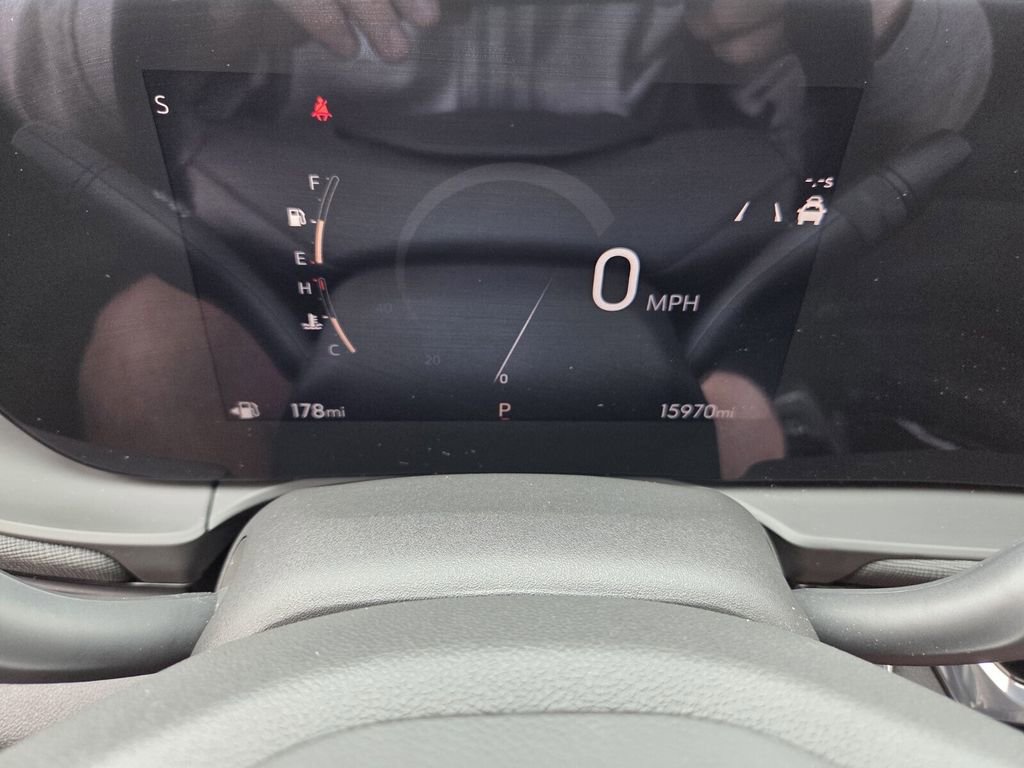 Used 2025 Buick Envista Sport Touring w/ Convenience I Package image 20