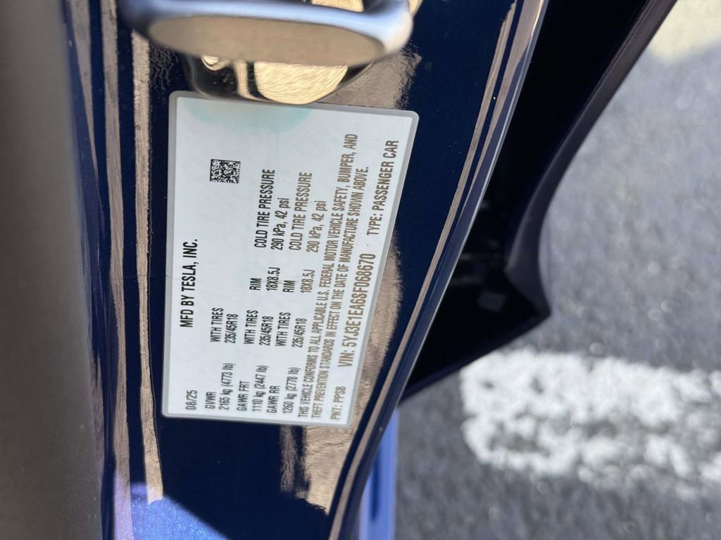 Used 2025 Tesla Model 3 Long Range image 33