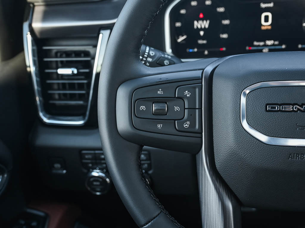 New 2026 GMC Sierra 3500 Denali Ultimate w/ LPO, Black Badging Package image 18