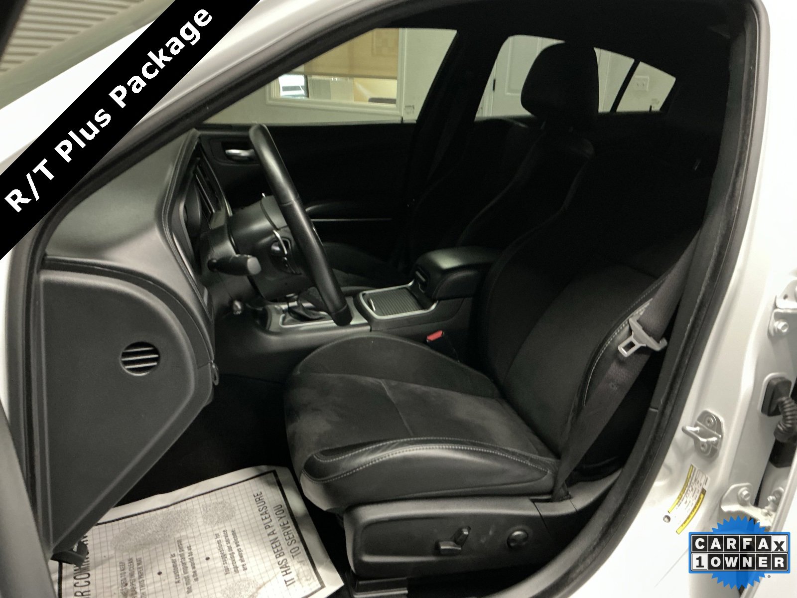 Used 2022 Dodge Charger R/T w/ Plus Group image 8