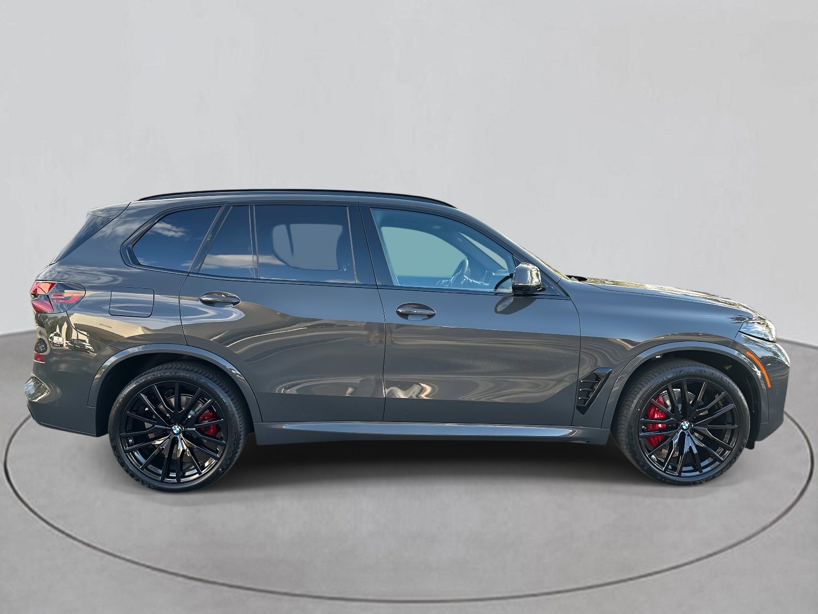 New 2026 BMW X5 sDrive40i w/ M Sport Package image 6