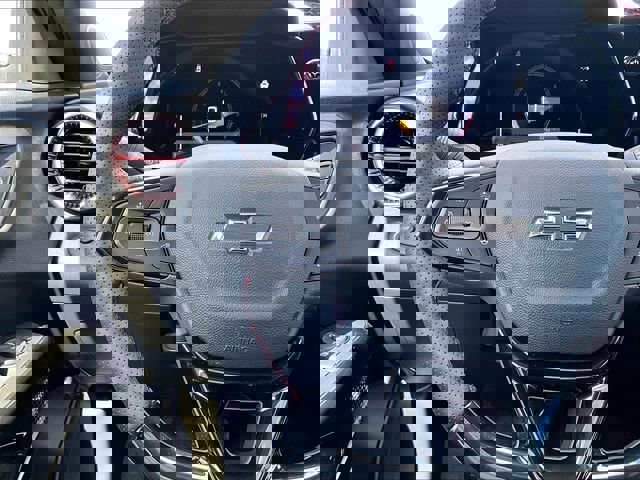 New 2026 Chevrolet Trax RS w/ Sunroof Package image 18