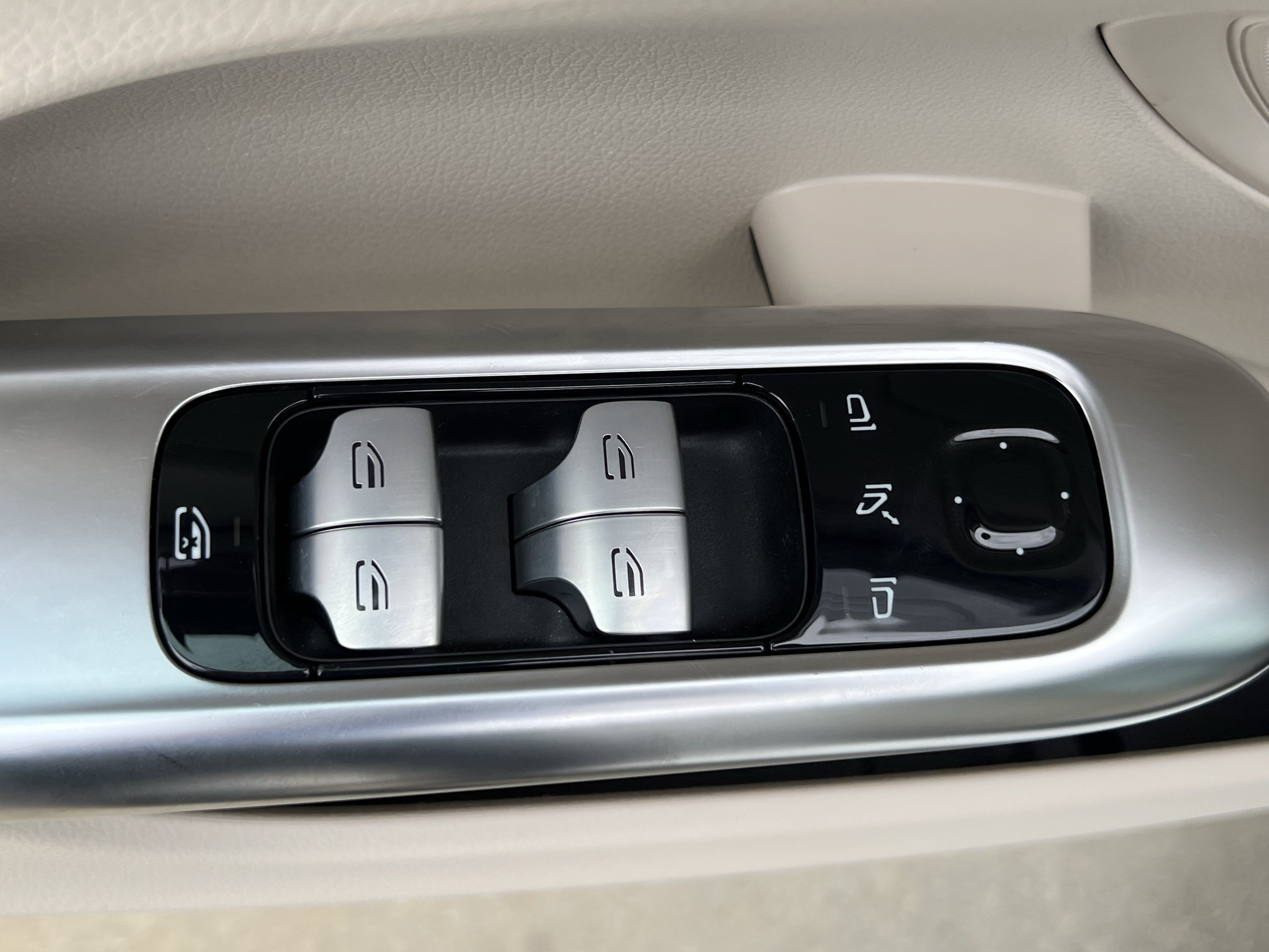 Certified 2024 Mercedes-Benz C 300 Sedan image 15