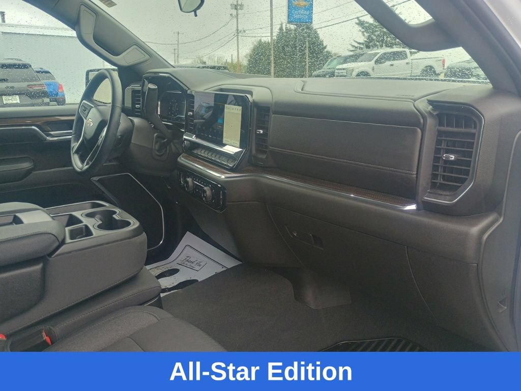 Used 2024 Chevrolet Silverado 1500 LT AWD/4WD image 17