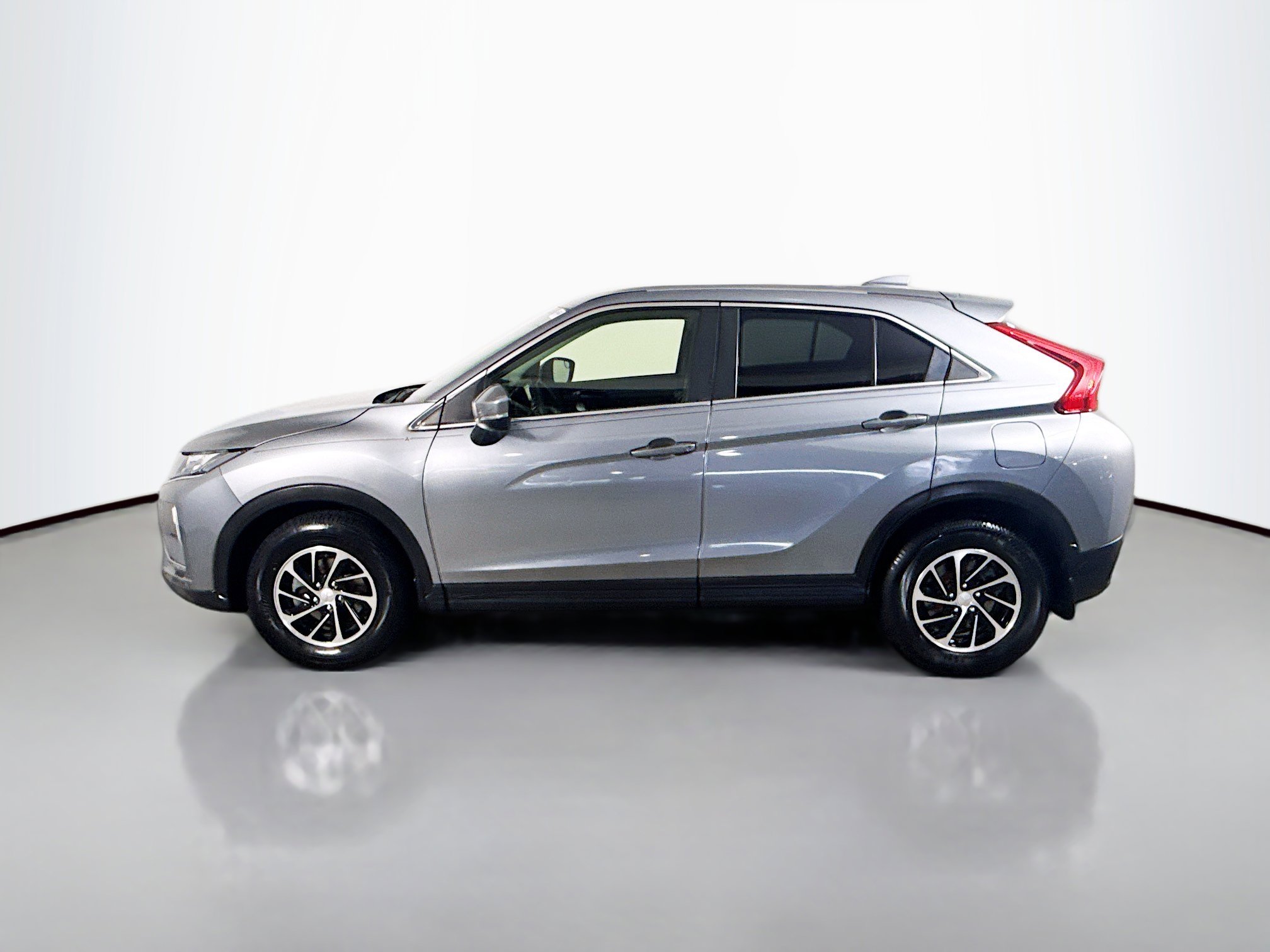 Used 2020 Mitsubishi Eclipse Cross ES image 6