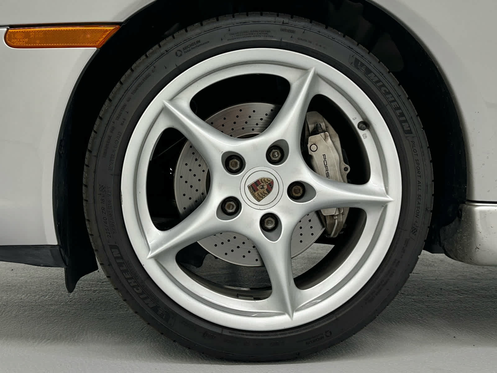 Used 2003 Porsche 911 Carrera 4 AWD/4WD image 17