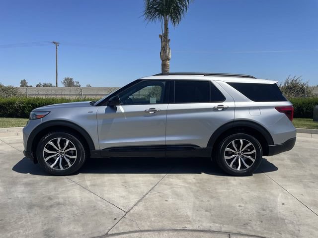 Used 2023 Ford Explorer ST-Line w/ Class IV Trailer Tow Package AWD/4WD image 5