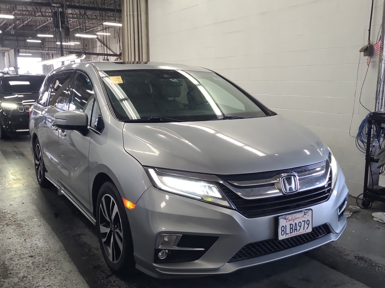 Used 2019 Honda Odyssey Elite image 6