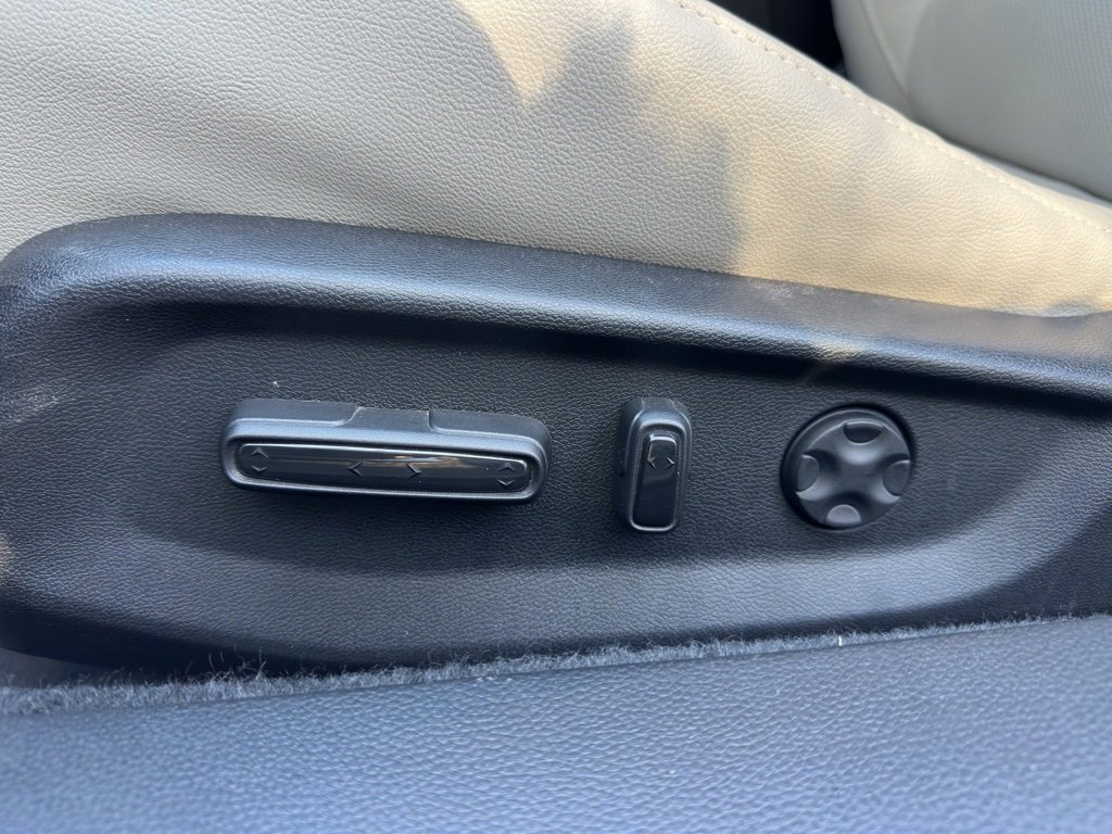 Used 2021 Honda Accord Touring image 25