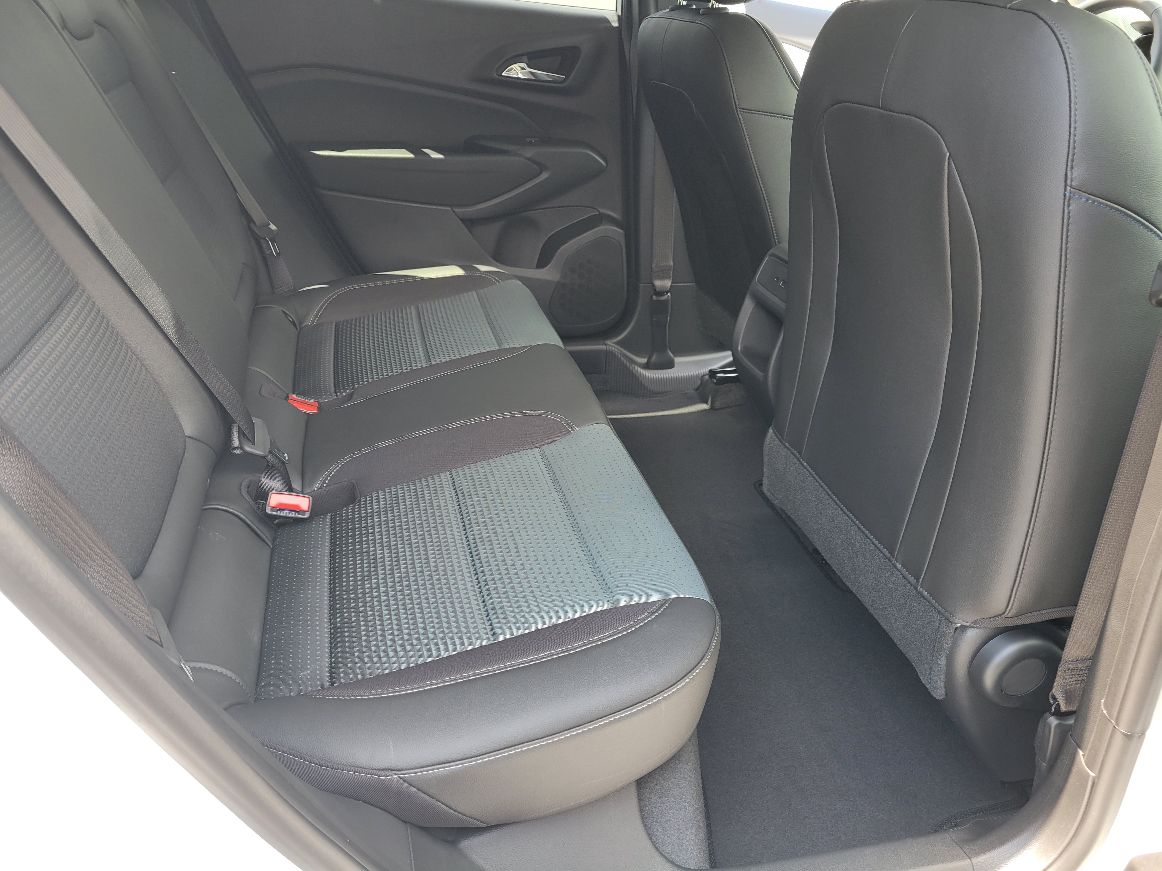 New 2026 Chevrolet Trax LT w/ Driver Confidence Package FWD image 29