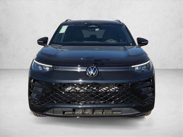 New 2026 Volkswagen Tiguan SE R-Line image 6