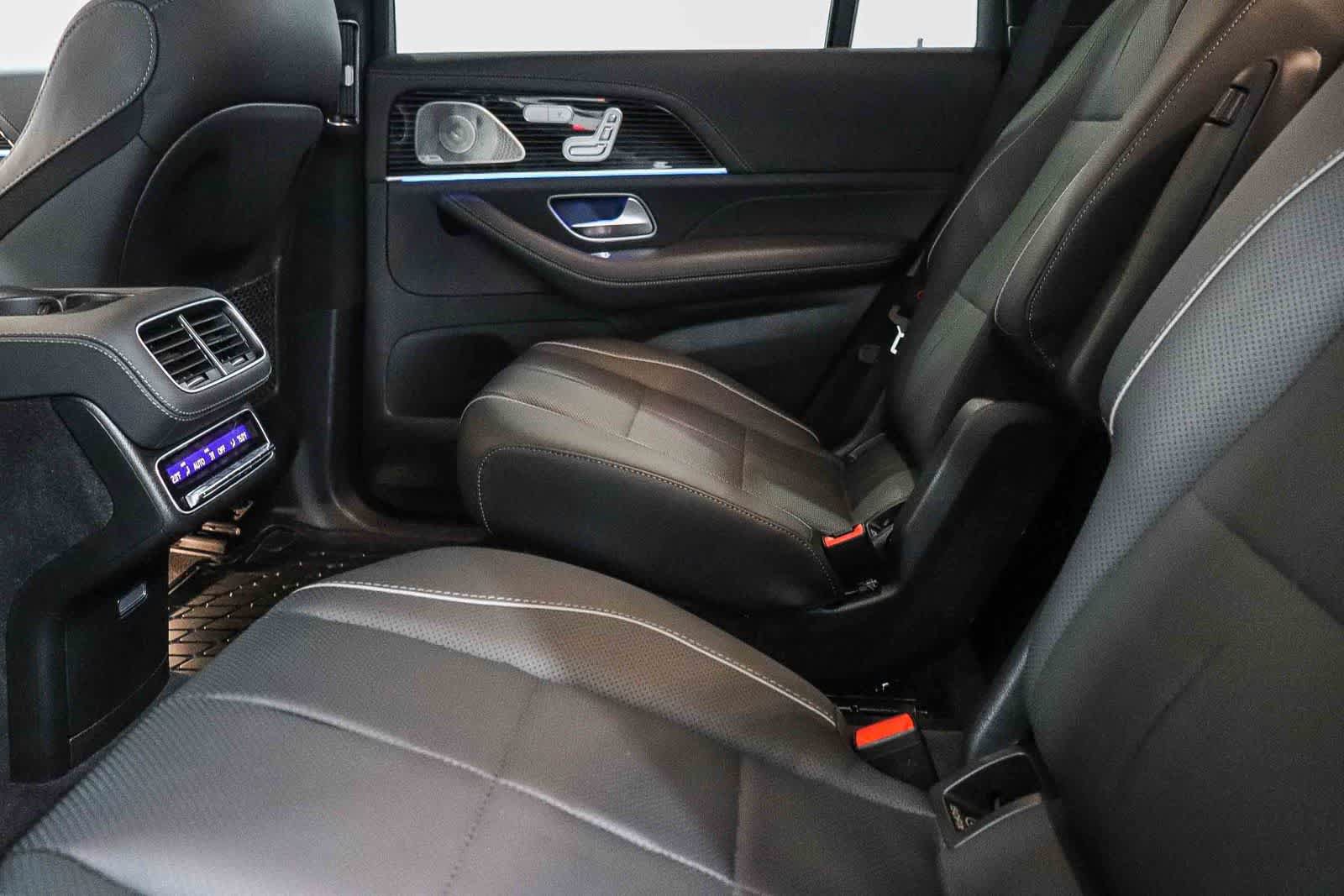 Used 2024 Mercedes-Benz GLS 580 4MATIC image 19