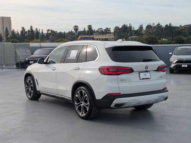 Used 2022 BMW X5 sDrive40i w/ Parking Assistance Package RWD image 8