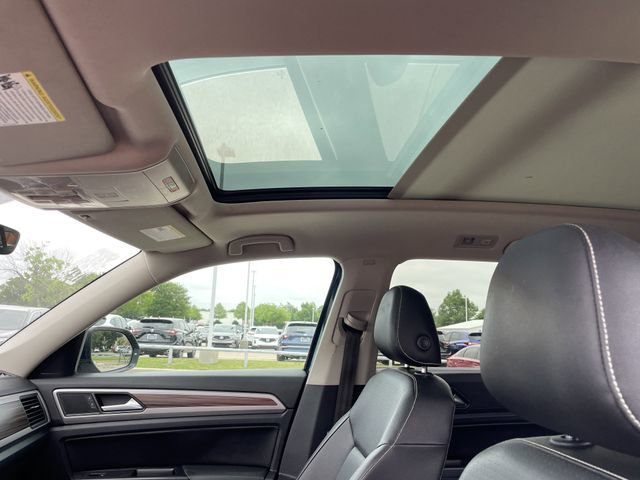 Used 2021 Volkswagen Atlas SE w/ Panoramic Sunroof Package AWD/4WD image 25