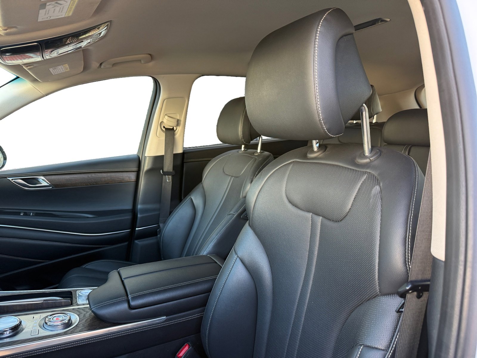 Used 2024 Genesis GV80 2.5T image 10