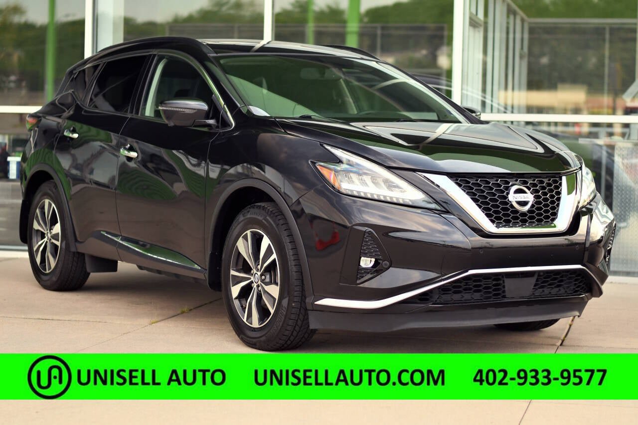 Used 2019 Nissan Murano SV w/ Premium Package