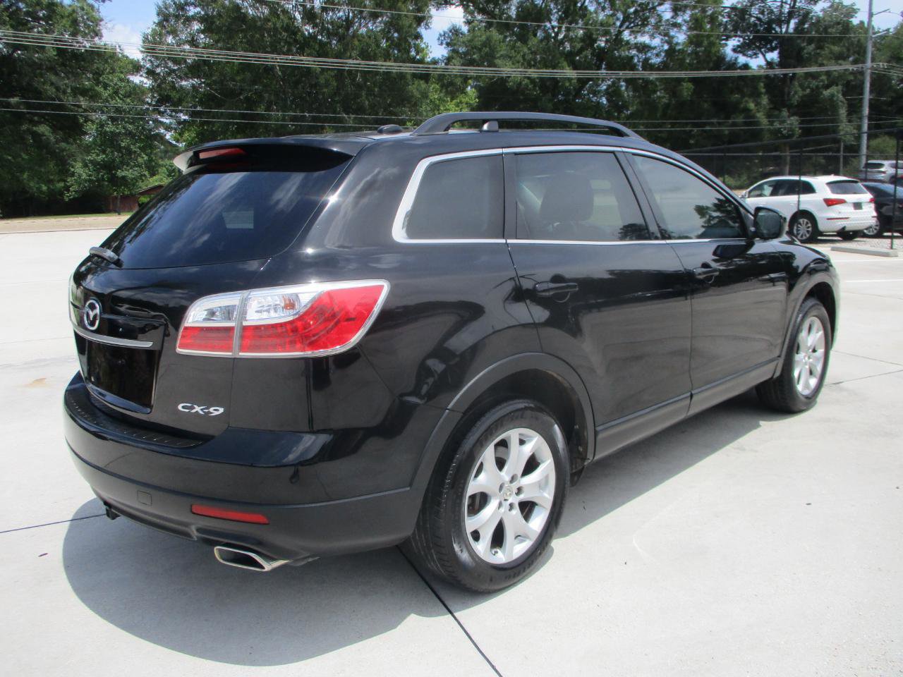 Used 2012 MAZDA CX-9 Touring w/ Moonroof & Bose Audio Pkg FWD image 13
