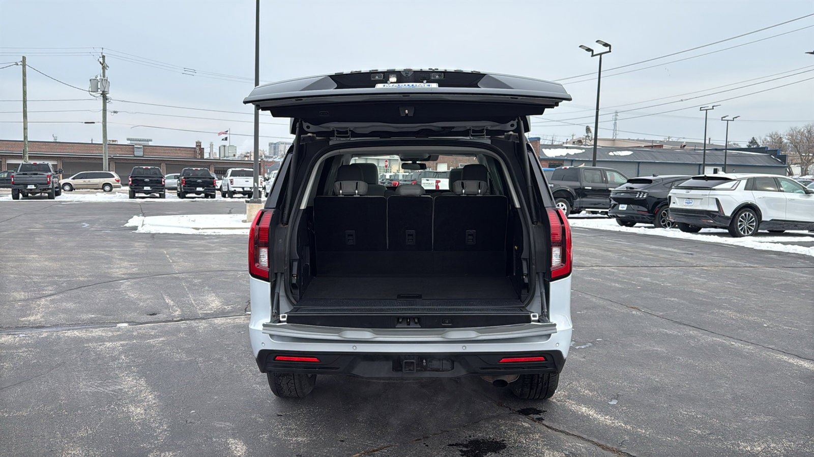 Used 2025 Ford Expedition Active AWD/4WD image 27