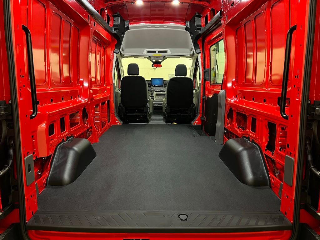 New 2025 Ford Transit 350 148 High Roof AWD image 32
