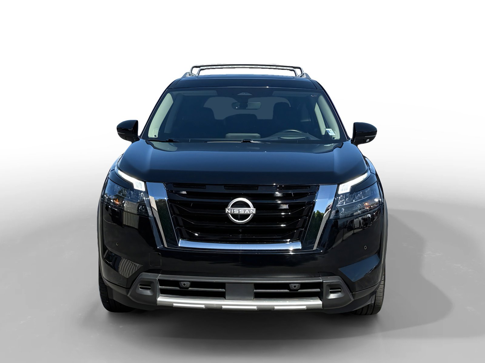 Used 2025 Nissan Pathfinder Platinum w/ Cargo Package AWD/4WD image 8