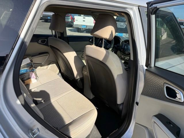 Used 2020 Kia Soul S image 18
