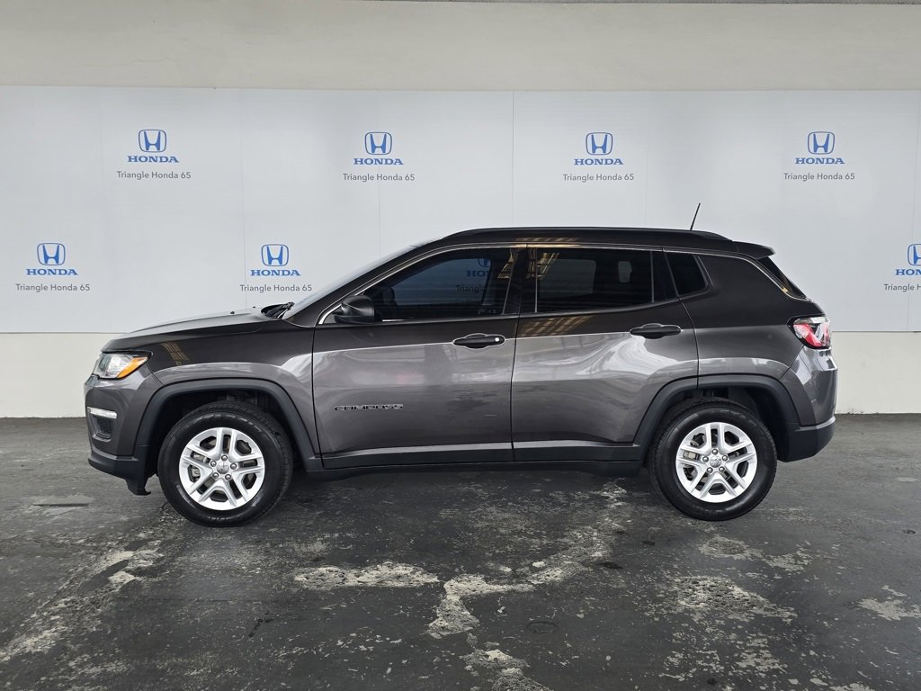 Used 2020 Jeep Compass Sport image 3
