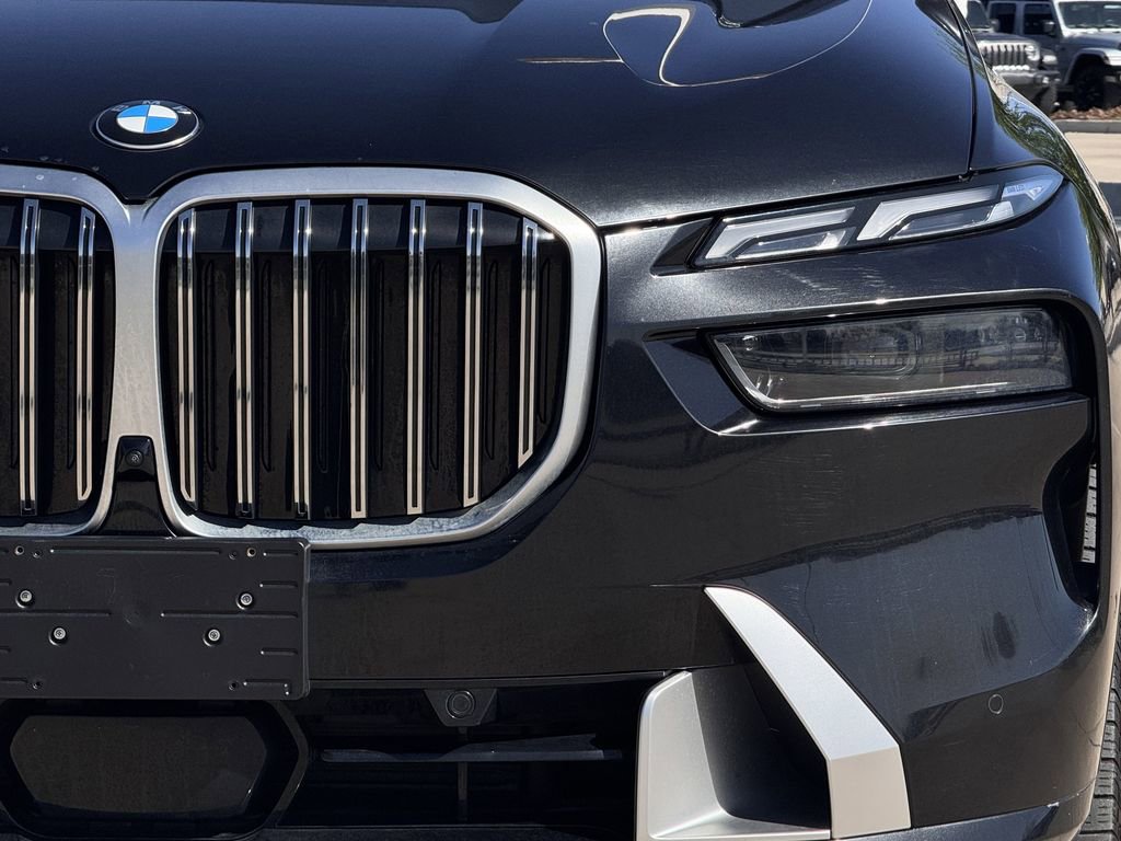Used 2023 BMW X7 xDrive40i image 8