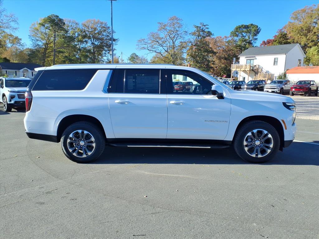 New 2026 Chevrolet Suburban LS RWD image 8