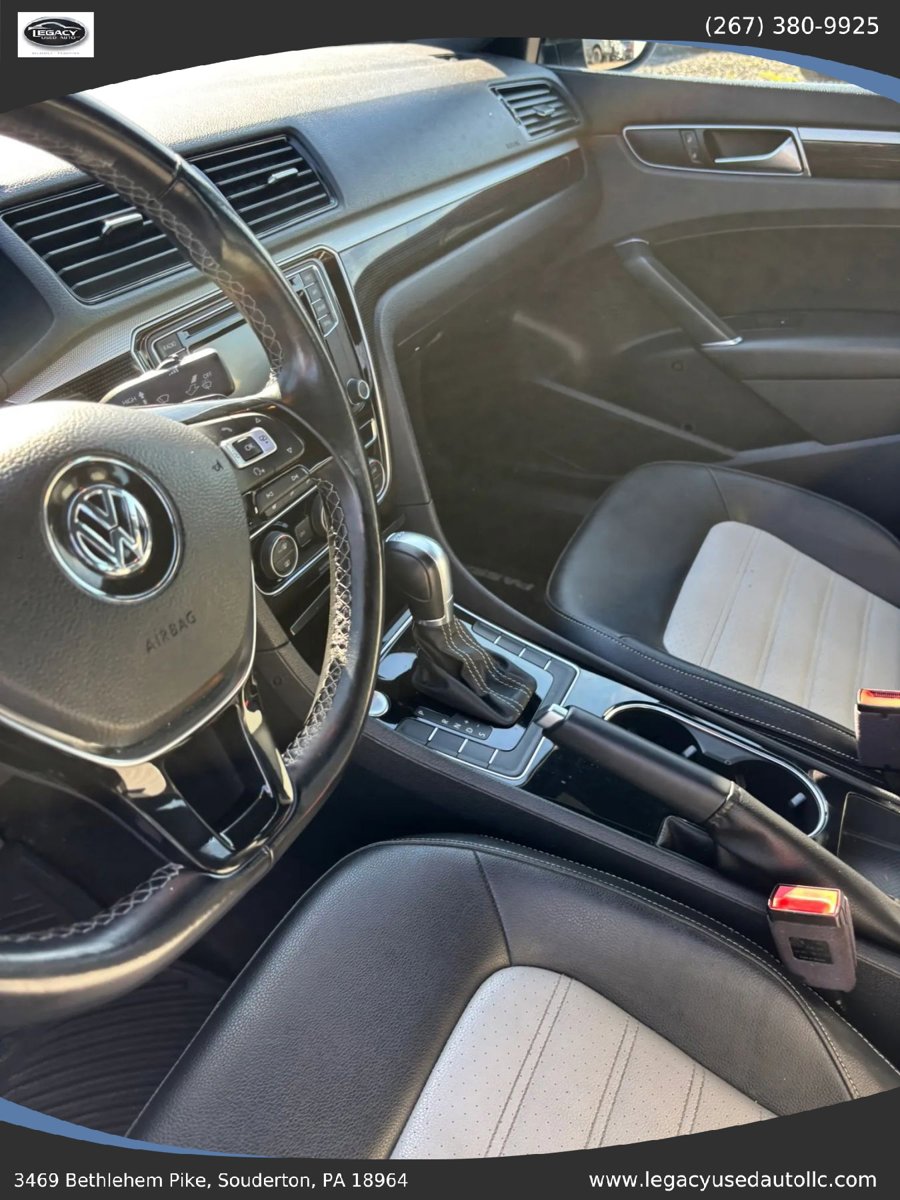 Used 2018 Volkswagen Passat GT FWD image 17
