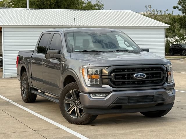 Used 2022 Ford F150 XLT w/ Equipment Group 302A High RWD image 2