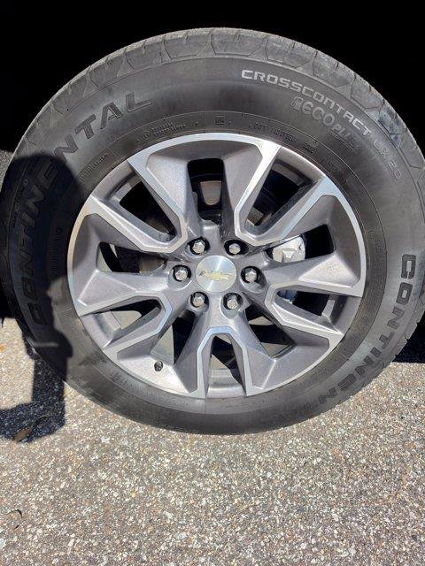 Used 2022 Chevrolet Tahoe LT w/ LT Signature Plus Package RWD image 11