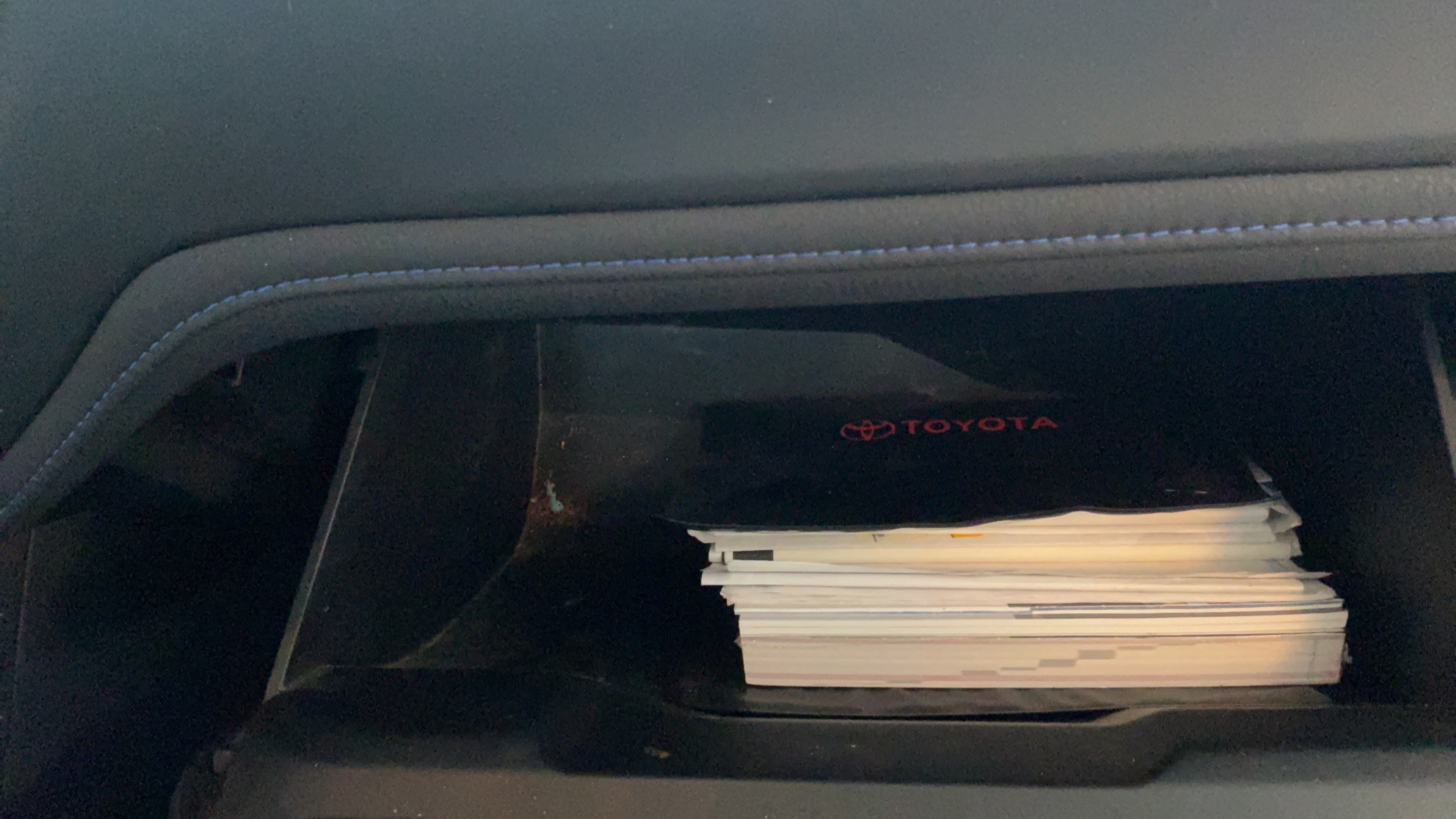 Used 2017 Toyota Corolla SE FWD image 40