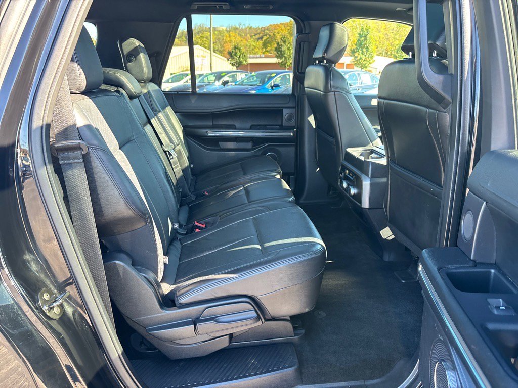 Used 2018 Ford Expedition Max XLT w/ Equipment Group 201A image 21