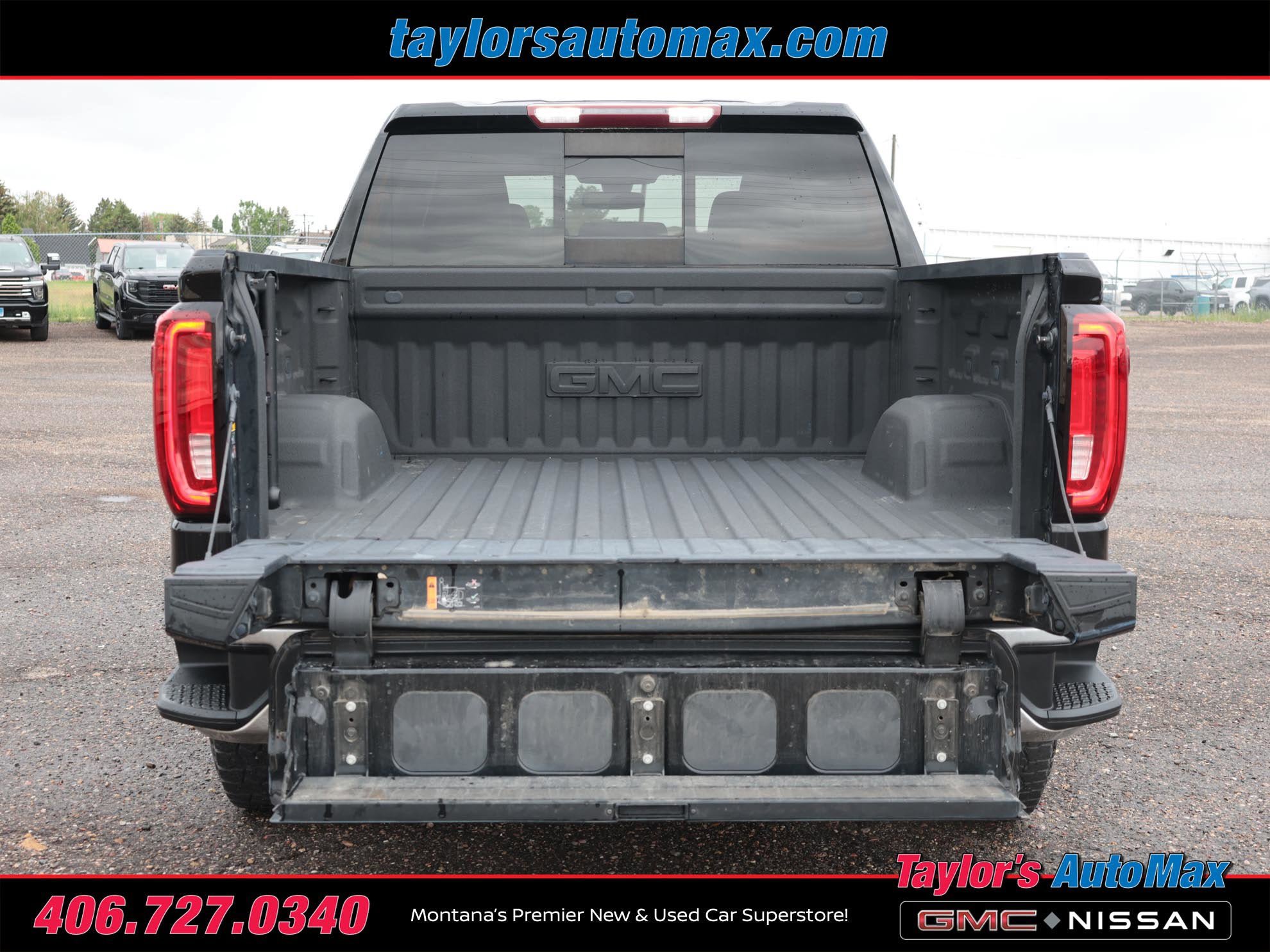 Used 2019 GMC Sierra 1500 SLT w/ SLT Premium Plus Package AWD/4WD image 41
