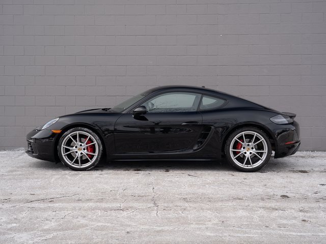 Used 2024 Porsche 718 Cayman S image 2